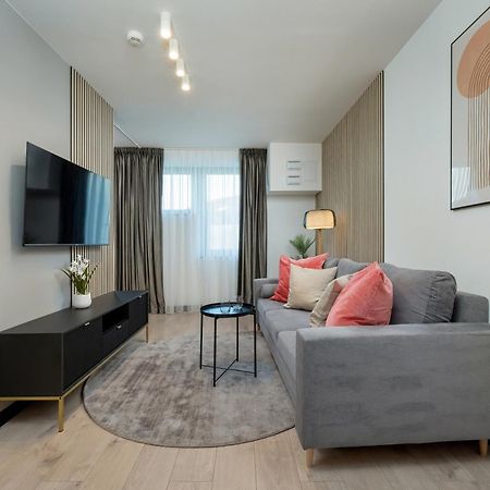 Wroclavia Apartments Dyrekcyjna By Noclegi Renters Wrocław Buitenkant foto