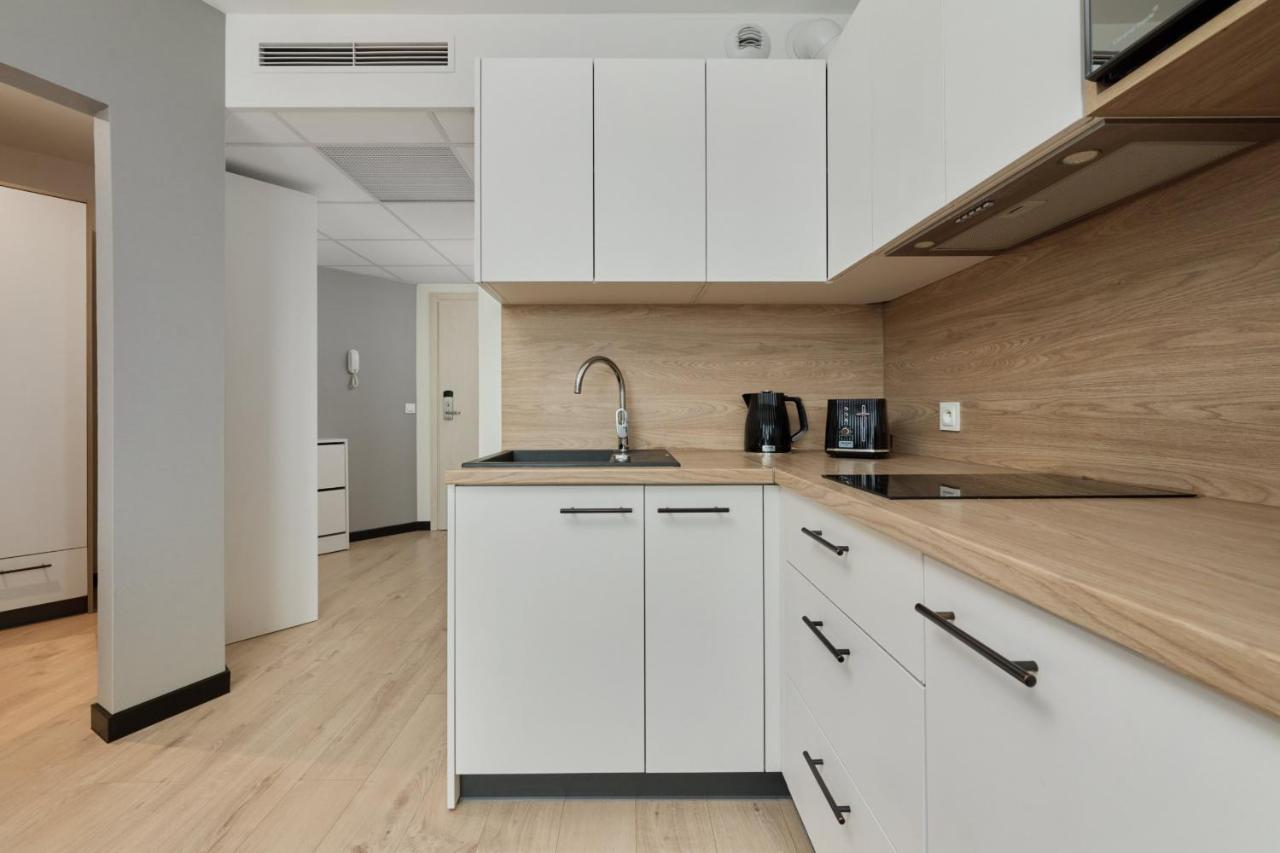 Wroclavia Apartments Dyrekcyjna By Noclegi Renters Wrocław Buitenkant foto