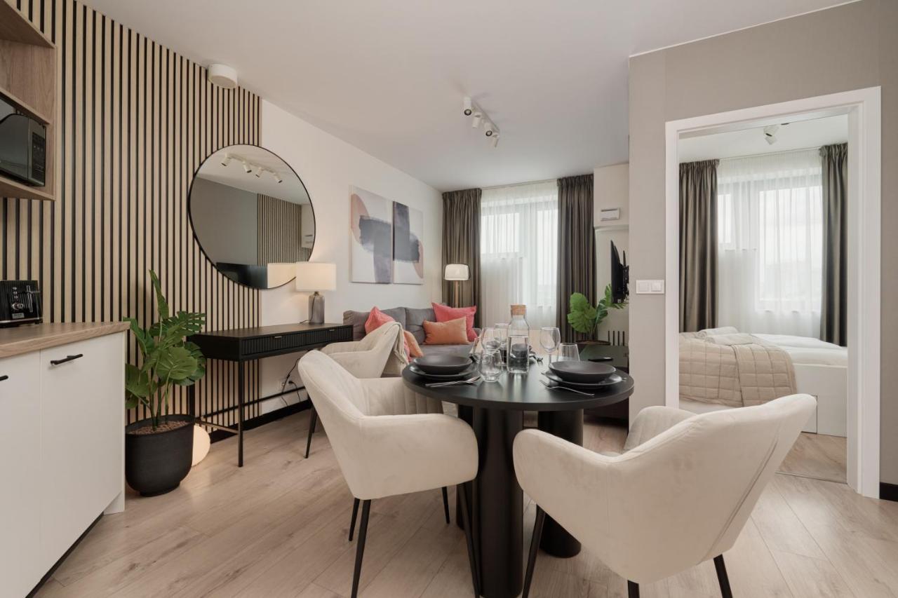 Wroclavia Apartments Dyrekcyjna By Noclegi Renters Wrocław Buitenkant foto