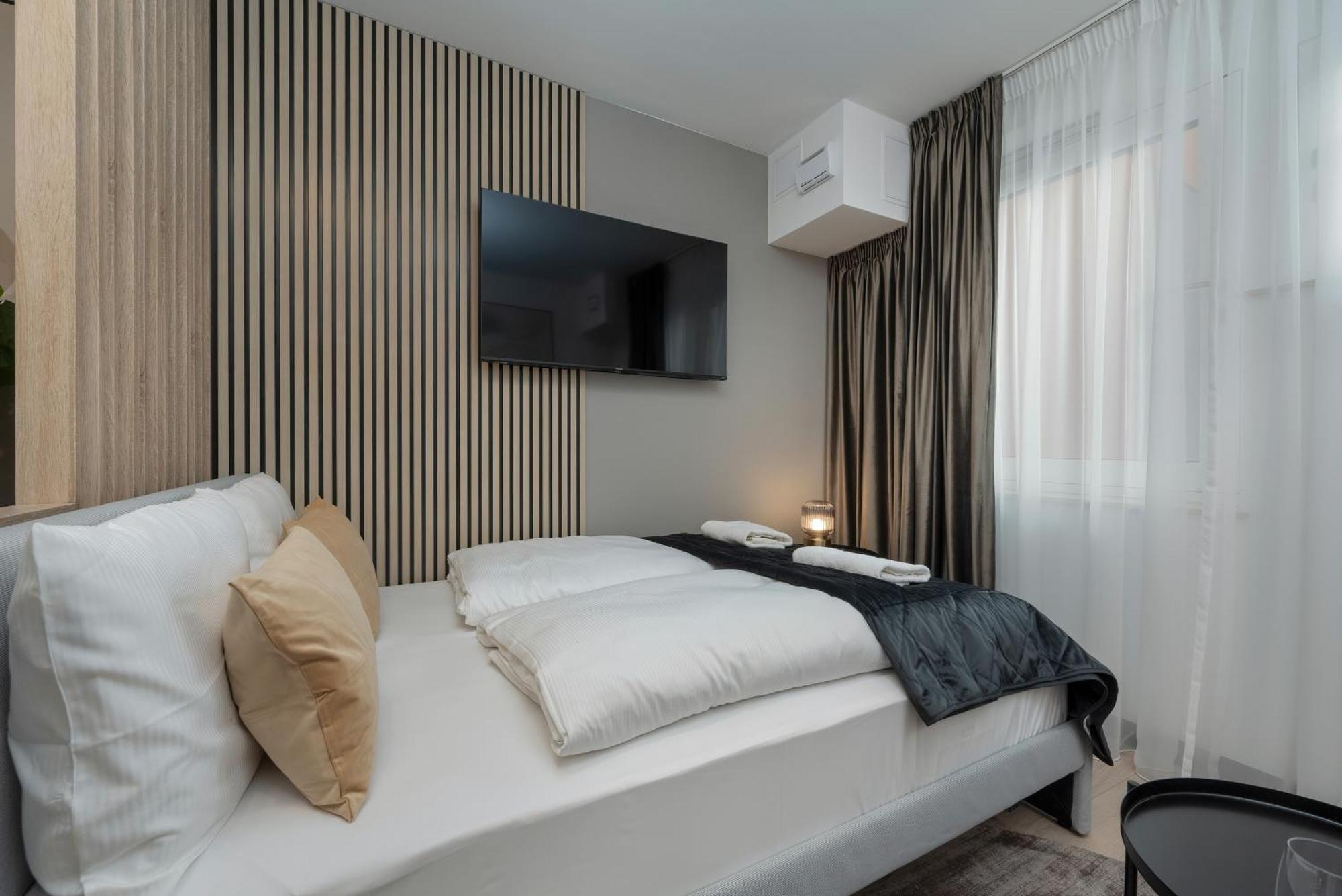 Wroclavia Apartments Dyrekcyjna By Noclegi Renters Wrocław Buitenkant foto