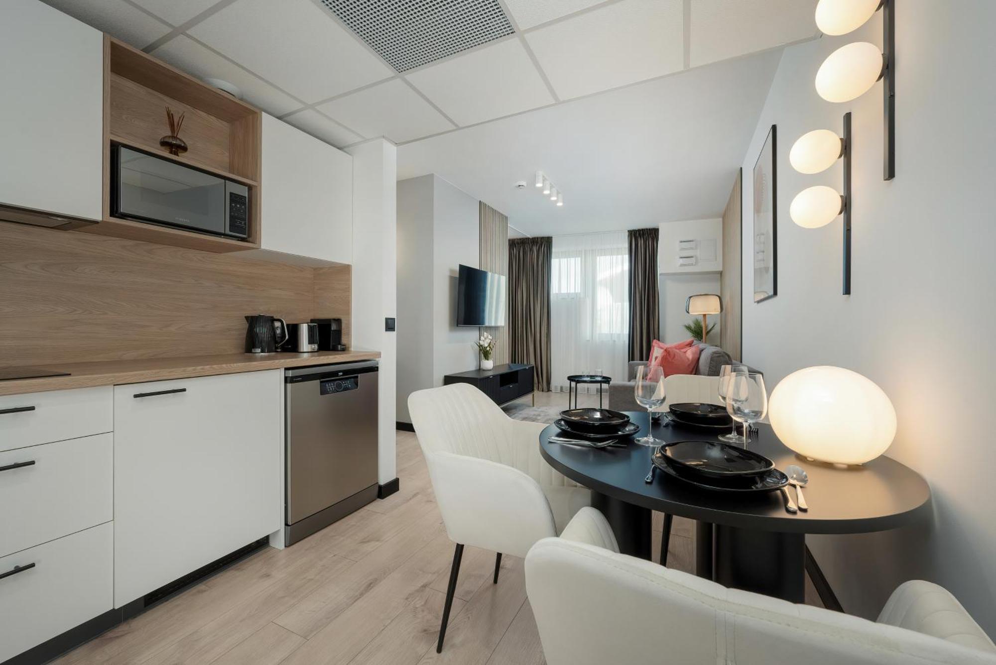 Wroclavia Apartments Dyrekcyjna By Noclegi Renters Wrocław Buitenkant foto