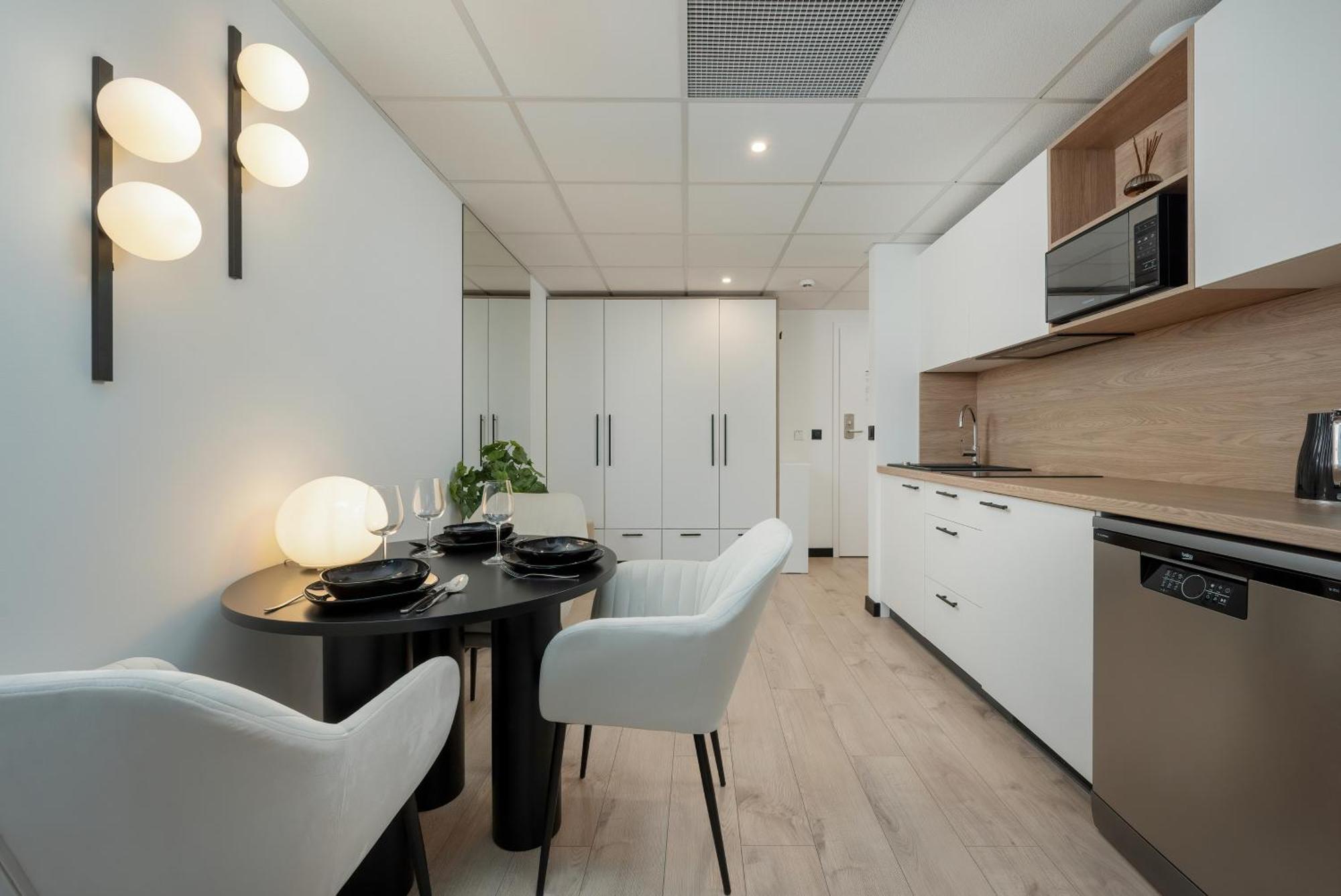 Wroclavia Apartments Dyrekcyjna By Noclegi Renters Wrocław Buitenkant foto